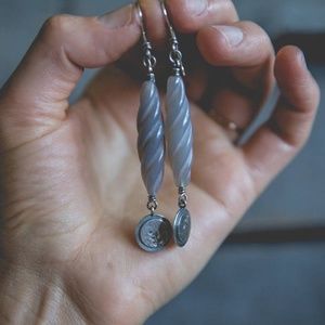 The Noisy Plume agate + sterling silver Quench earrings
